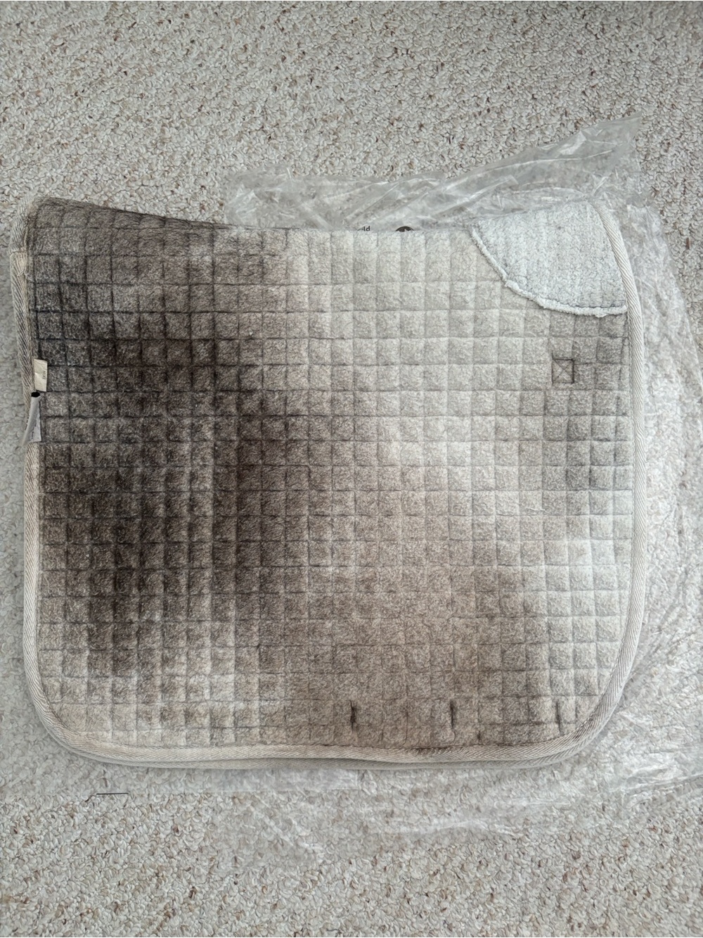 Back on Track Dressage Saddle Pad - White - Picture 7 of 10